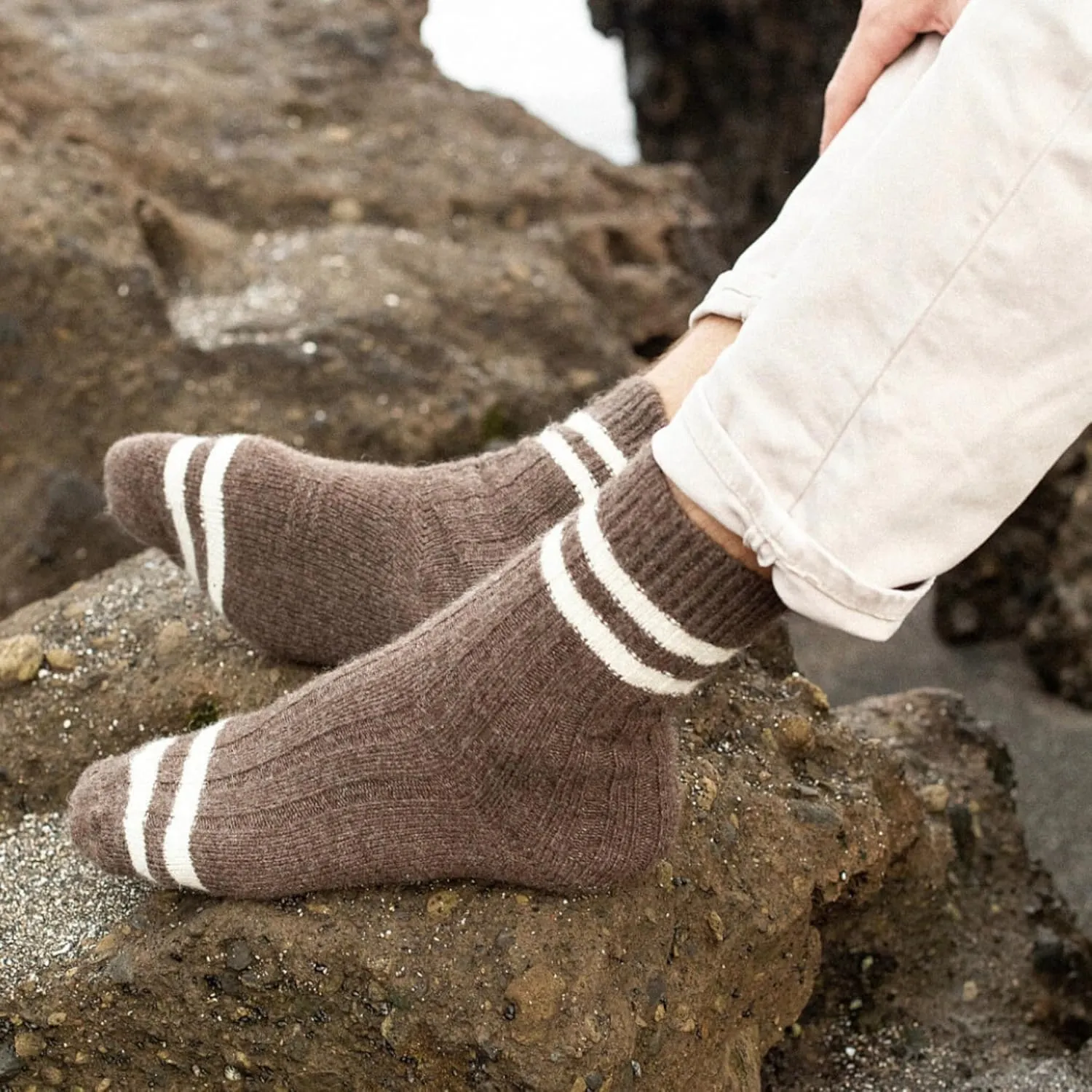 92% Merino Wool Socks Crew Cozy Heavyweight Hiking Travel Outdoor Super- Soft Socks, 100% Made in Mongolia