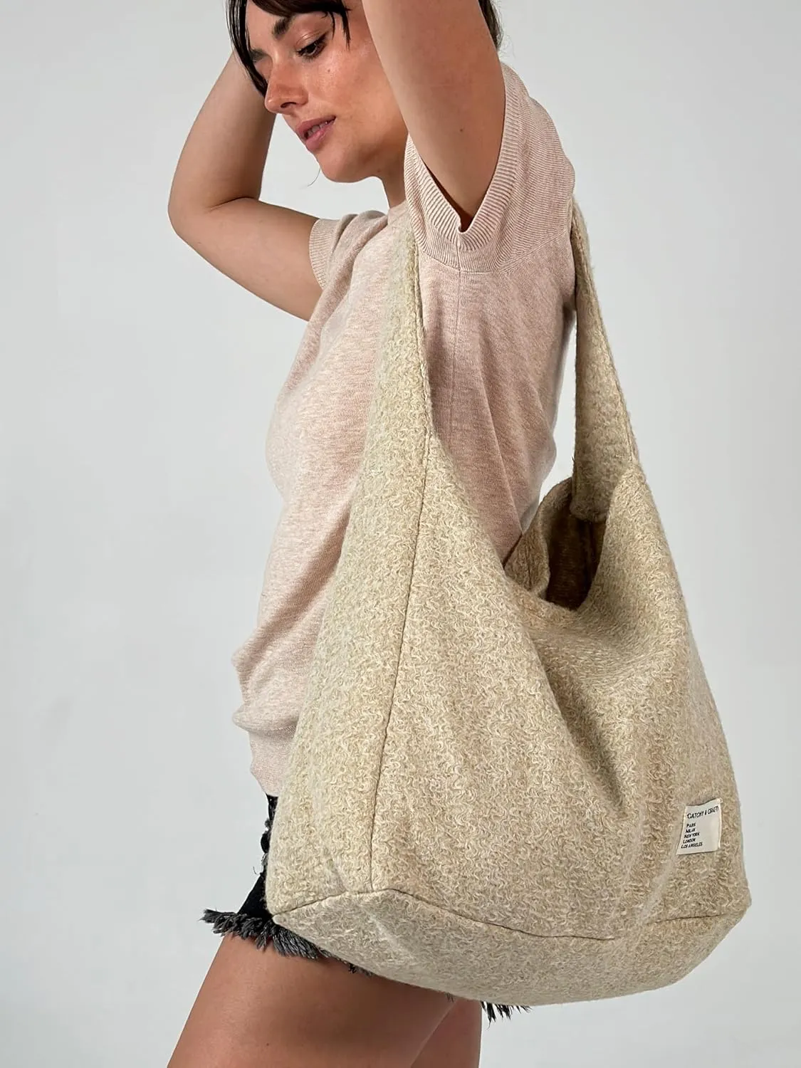 CATCHY & CRAFTY Tote Bag for Women - Plush Large Hobo Gym Bag for Workout, Yoga, Travel - Fluffy Fleece