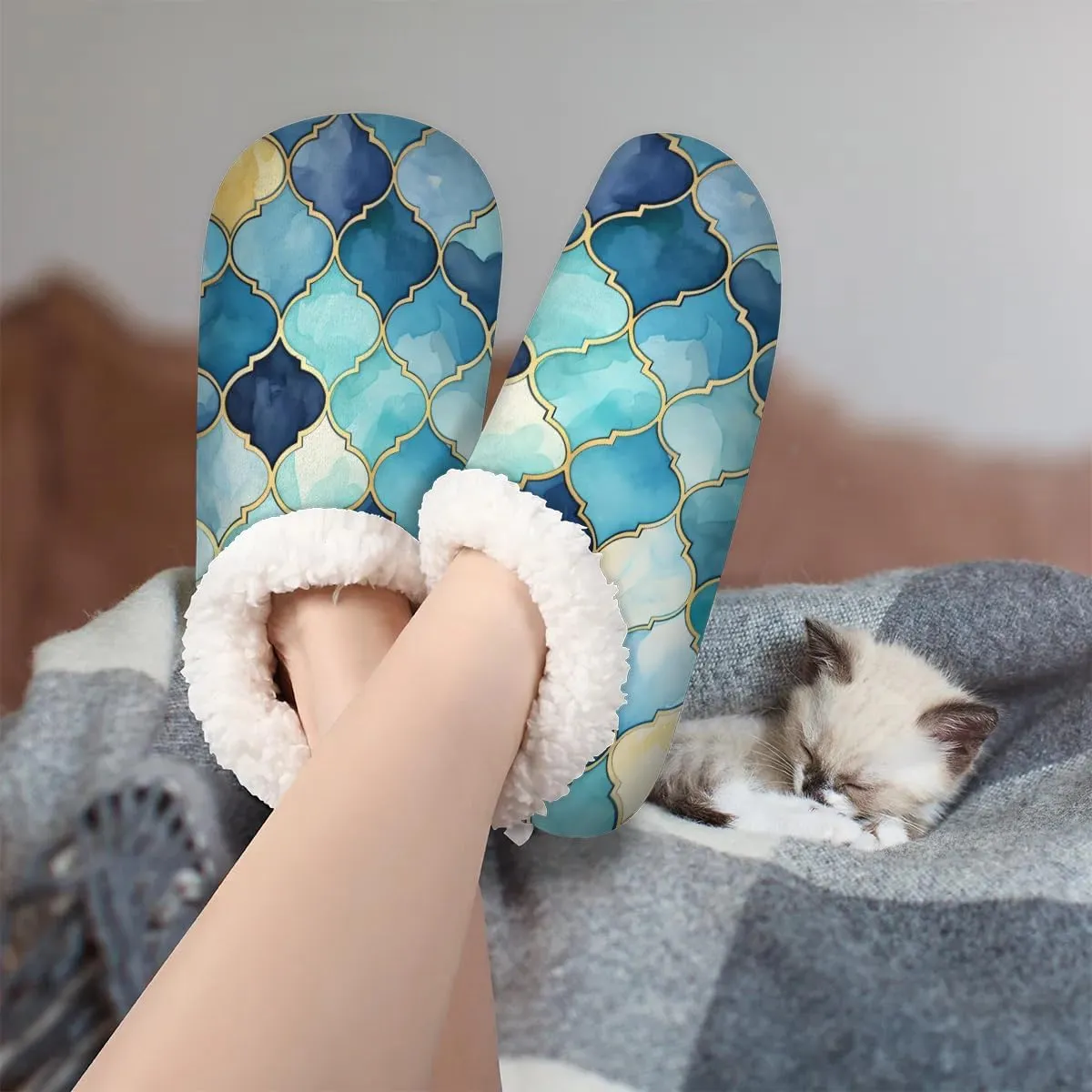 Closed Back Slippers for Women Men Cozy Warm House Slippers Indoor Outdoor House Shoes