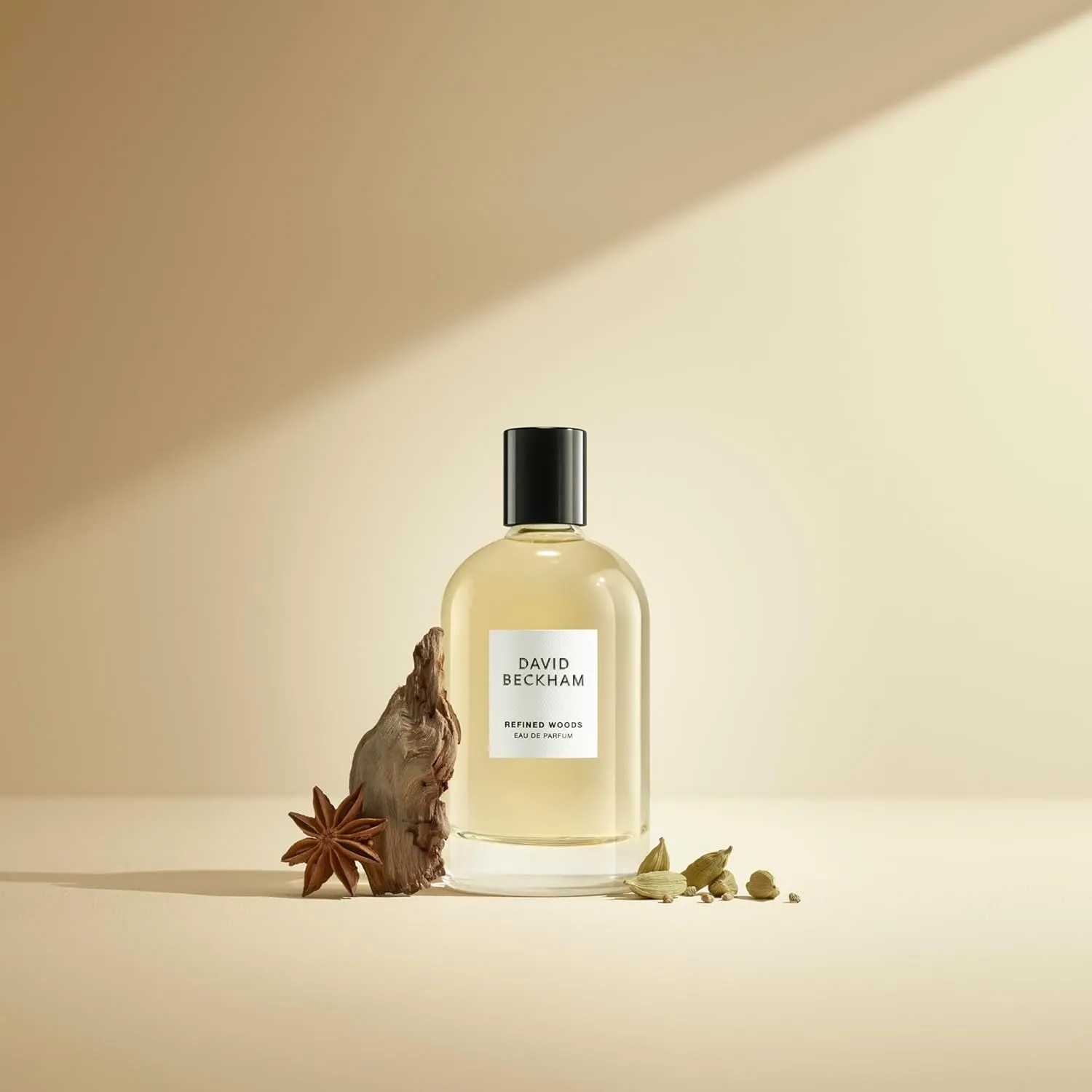David Beckham Refined Woods Eau de Parfum 3.3 fl oz (Pack of 1), Notes of Cardamom, Lavender, and Cedarwood, Men's Fragrance, Long Lasting, Everyday Fragrance, Travel Size