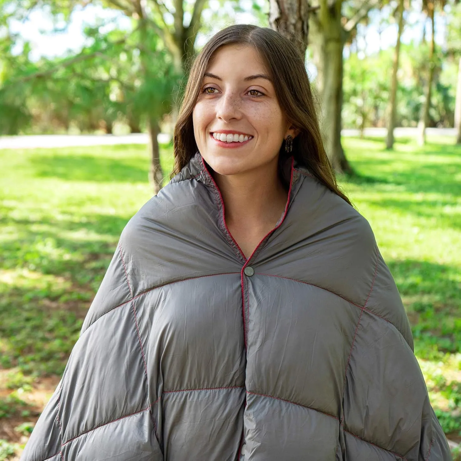 Double Puffy Camping Blanket - Extra Puffy, Packable, Lightweight and Warm | Ideal for Outdoors, Travel, Stadium, Festivals, Beach, Hammock | Water-Resistant Camp Quilt (Black/Blue)