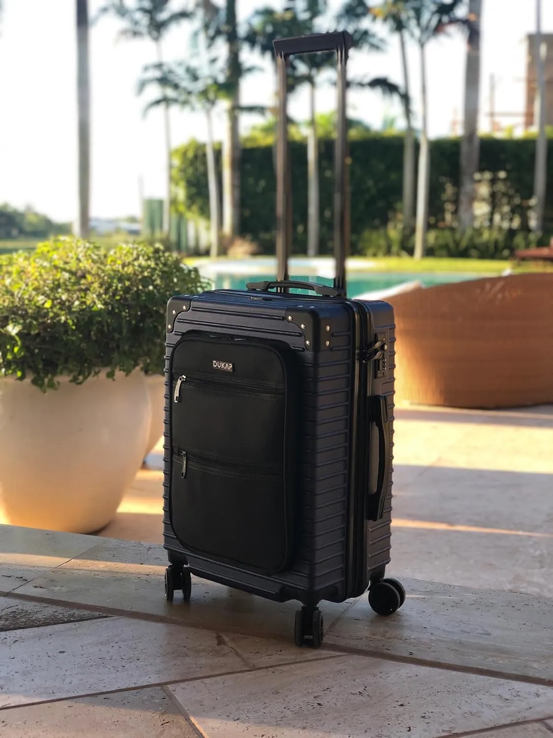 DUKAP TOUR Luggage with Integrated USB Port and Spinner Wheel | Spacious Travel Suitcase with TSA Lock and Ergonomic GEL Handle | 20 Inch Carry-On Hardside Luggage | Blue