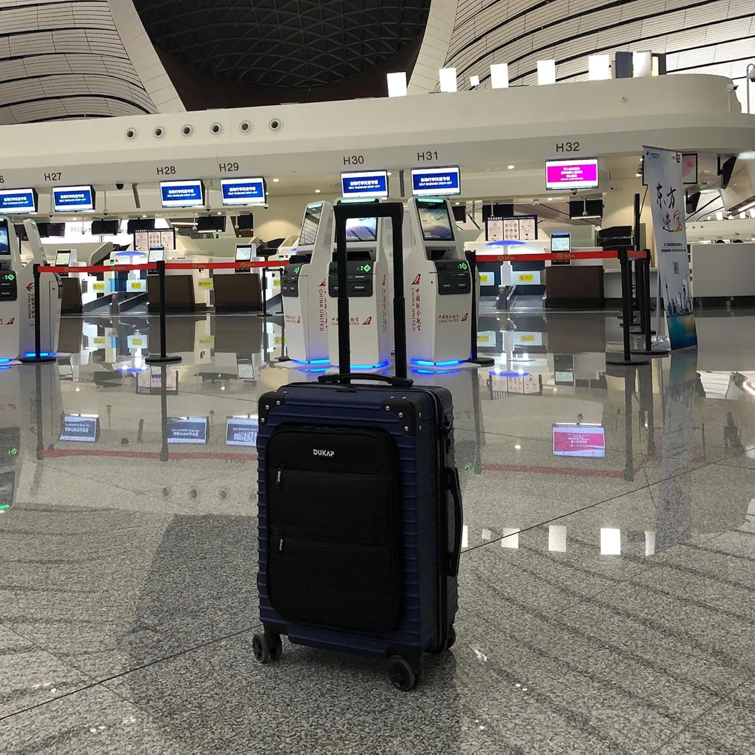 DUKAP TOUR Luggage with Integrated USB Port and Spinner Wheel | Spacious Travel Suitcase with TSA Lock and Ergonomic GEL Handle | 20 Inch Carry-On Hardside Luggage | Blue