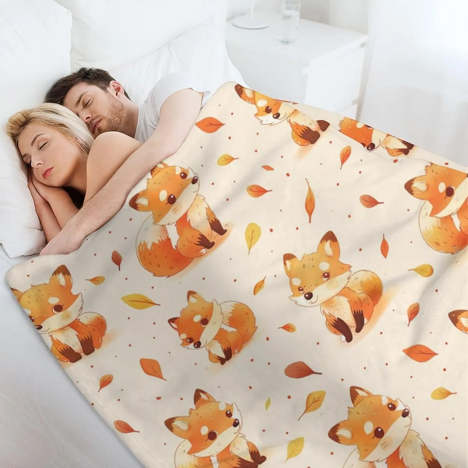 Fox Throw Blanket - Soft Flannel Blankets for Girls Boys Kids Fox Lovers - Warm Throw Blankets for All Season Lap, Chair, Sofa - 50"x40"