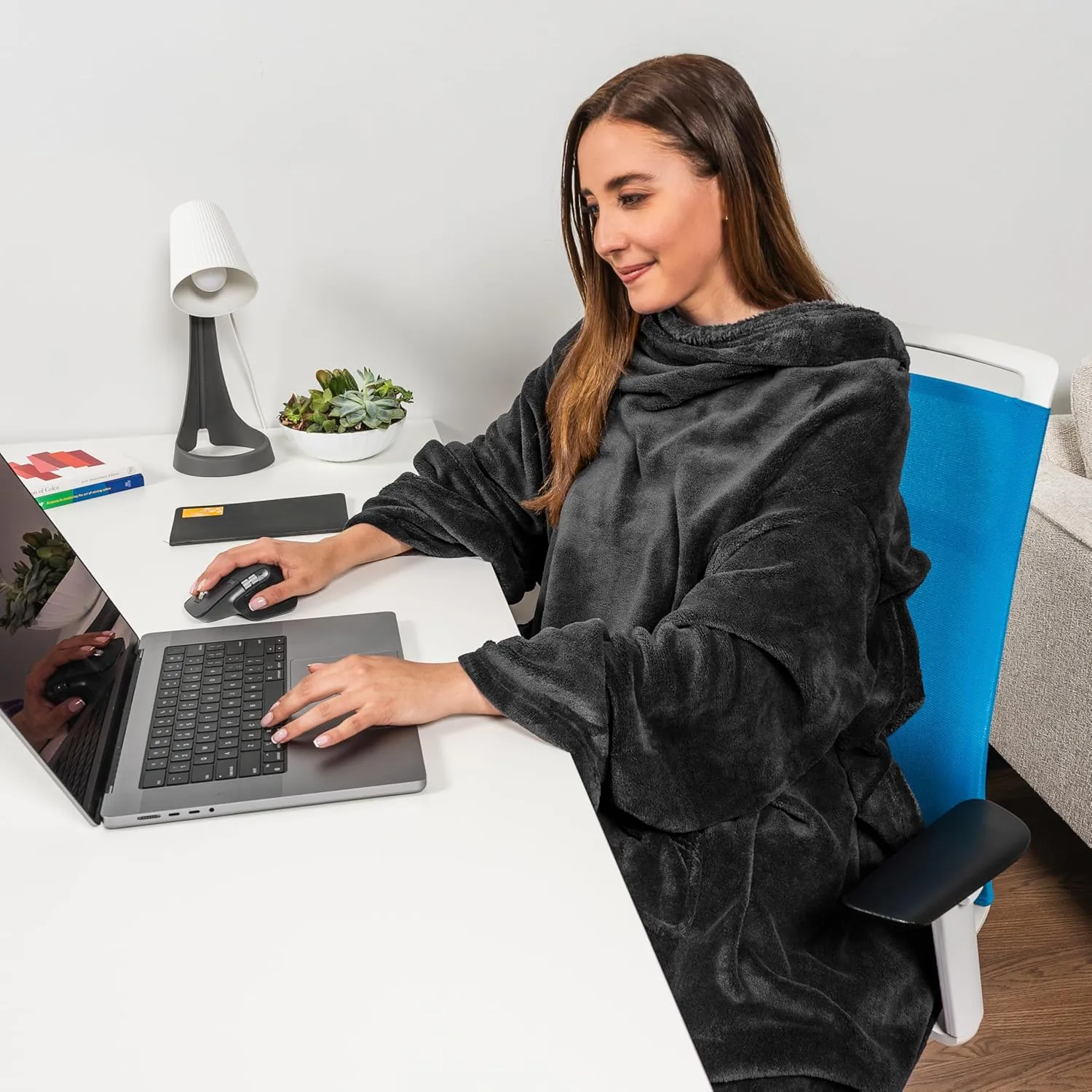 PAVILIA Wearable Blanket with Sleeves for Adult Women Men, Cozy Fleece Warm Wrap Throw with Arms, Gifts for Christmas, Wife