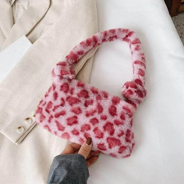 Pooyikoi Plush Underarm Bag, Ladies Fluffy Shoulder Bag, Women Y2K Furry Purse Fluffy Tote Bag for Autumn and Winter