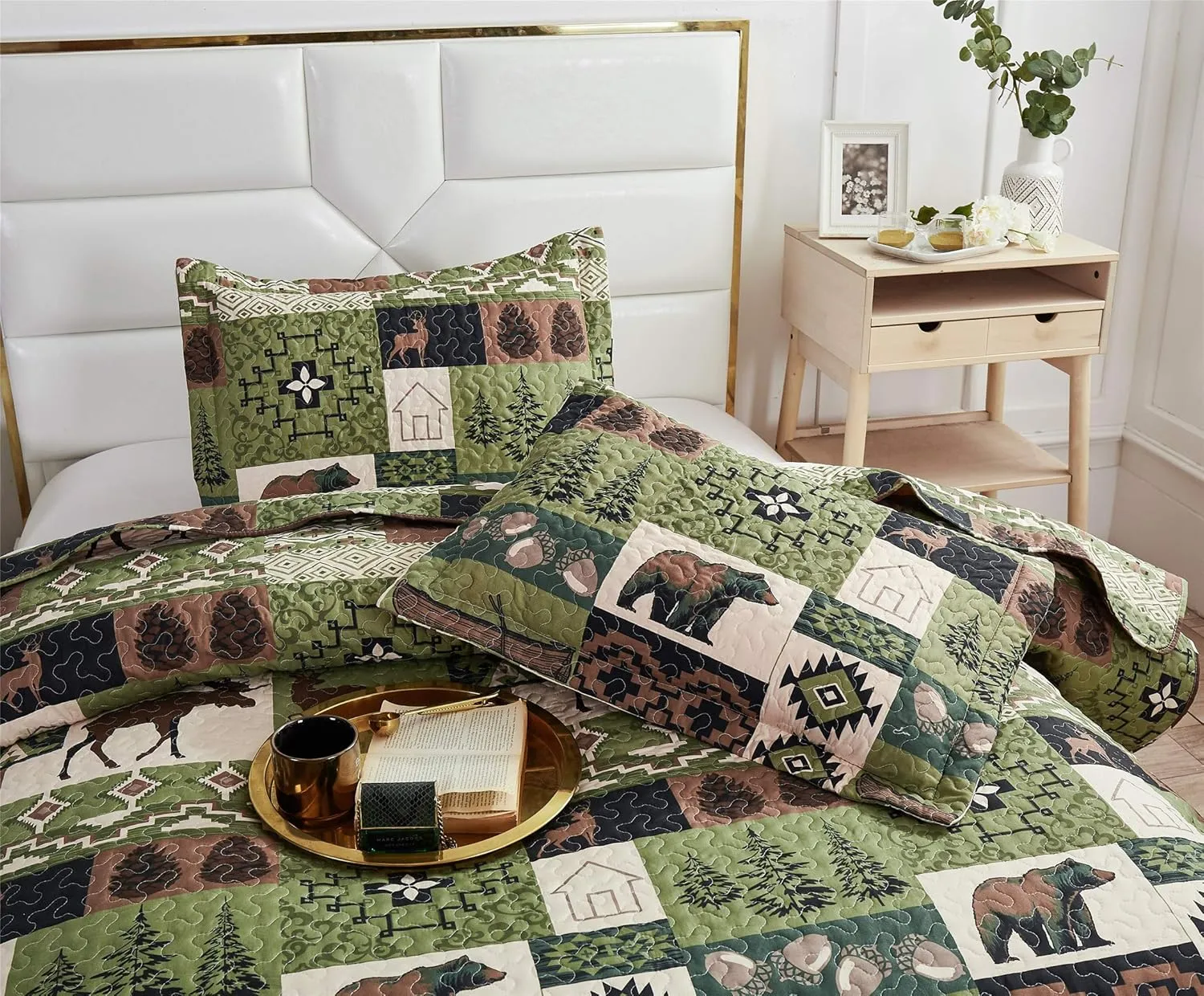 Rustic Lodge Quilt Set Moose Elk Bedspread Twin Size Forest Bear Deer Quilt Matcha Green Reversible Festive Cabin Coverlets Farmhouse Decor Bed Cover Sets with 2 Pillow Shams