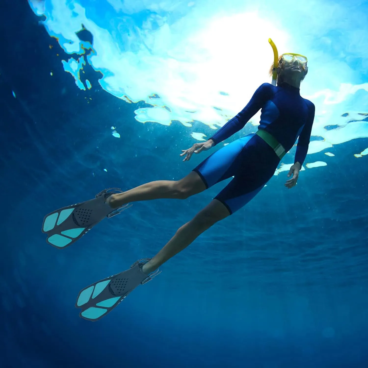Snorkel Fins, Swimming Fins with Adjustable Buckles Open Heel, Diving Flippers for Men Women Youth Travel Size Short Fins for Snorkeling Diving Swimming