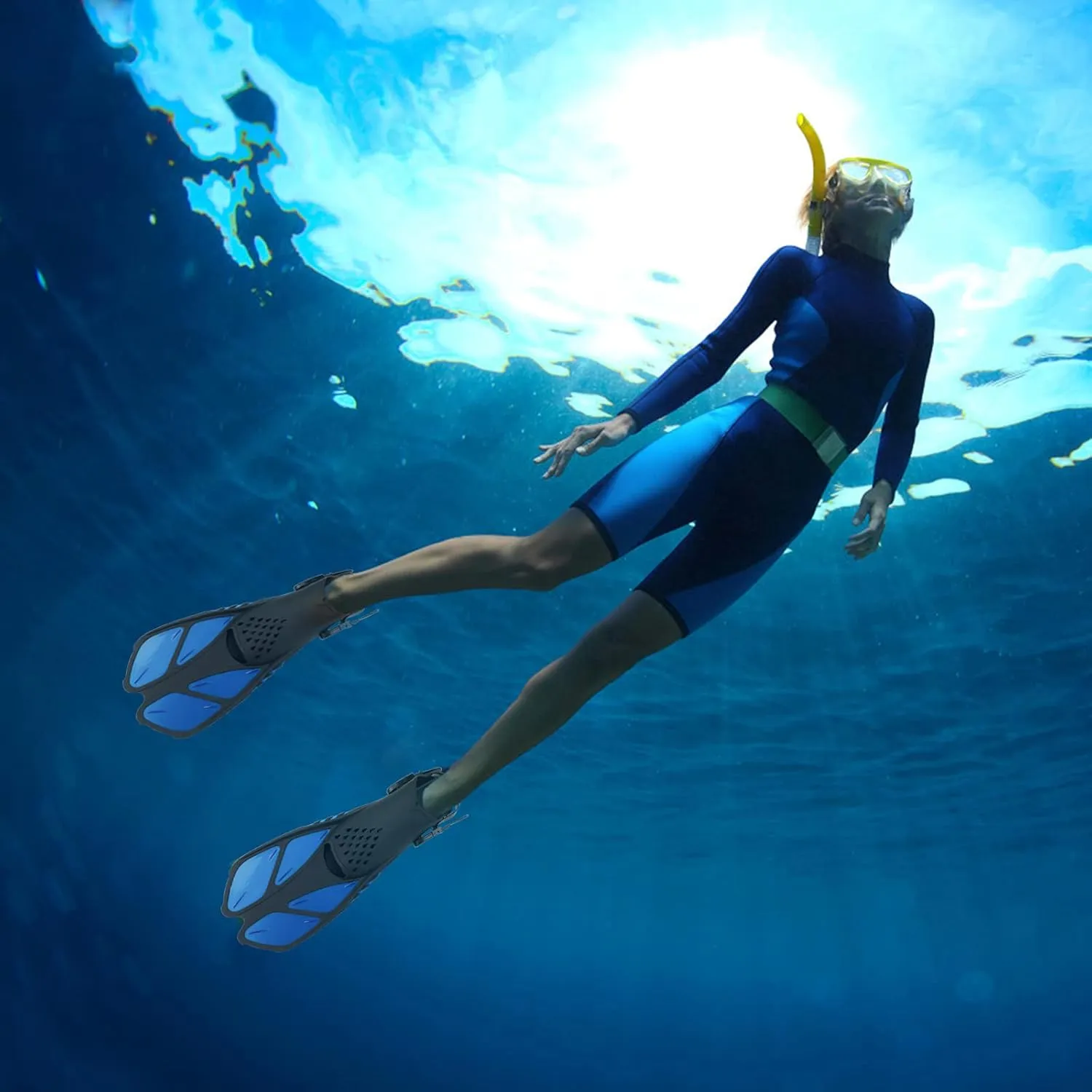 Snorkel Fins, Swimming Fins with Adjustable Buckles Open Heel, Diving Flippers for Men Women Youth Travel Size Short Fins for Snorkeling Diving Swimming