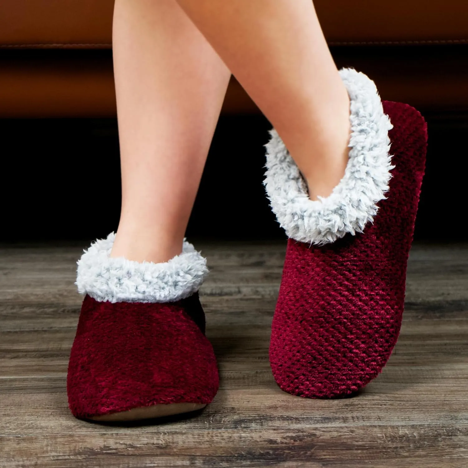 Soft Fuzzy Slippers for Women Indoor, Warm Furry House Sock Shoes Fluffy Lined, Bedroom Booties Non-Slip Gripper Soles, Winter Cozy Christmas Gifts
