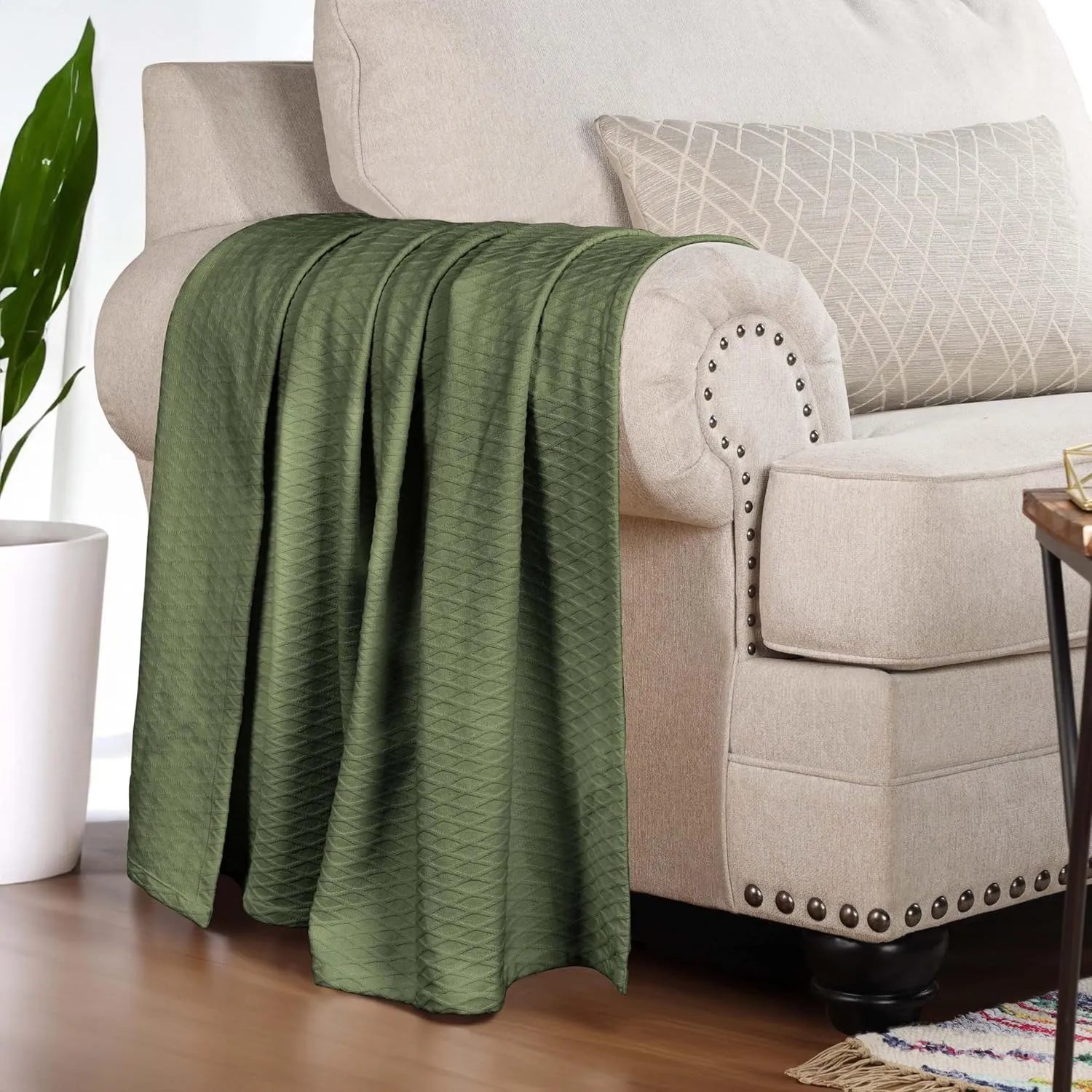 Superior 100% Cotton Diamond Weave Blanket, for Bedroom, Living Room, Couch, Picnics, Travel, Beach, or Camping, Comfy Blanket, Bedroom Decor, Essentials, Cover for Bed, Full/Queen, Forest Green