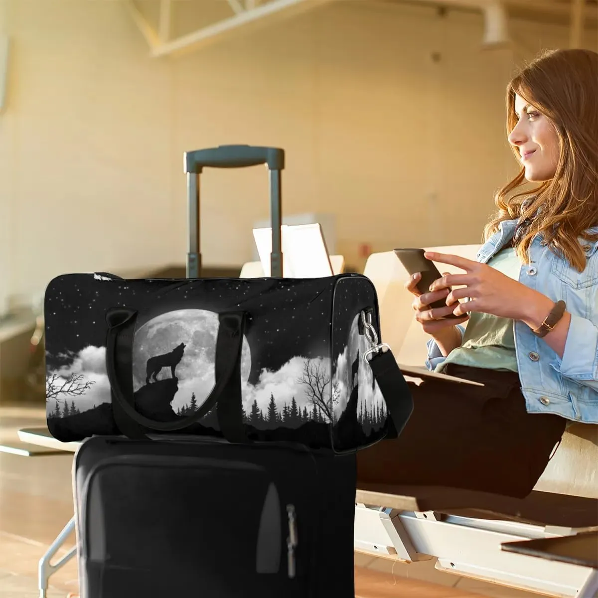 Travel Duffel Bag, Moon Animal Wolf Sports Tote Gym Bag Foldable Weekender Workout Bags Carry on Luggage Handle Overnight Shoulder Bags for Women Men