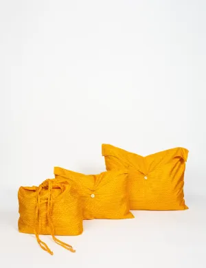 TRAVEL SET