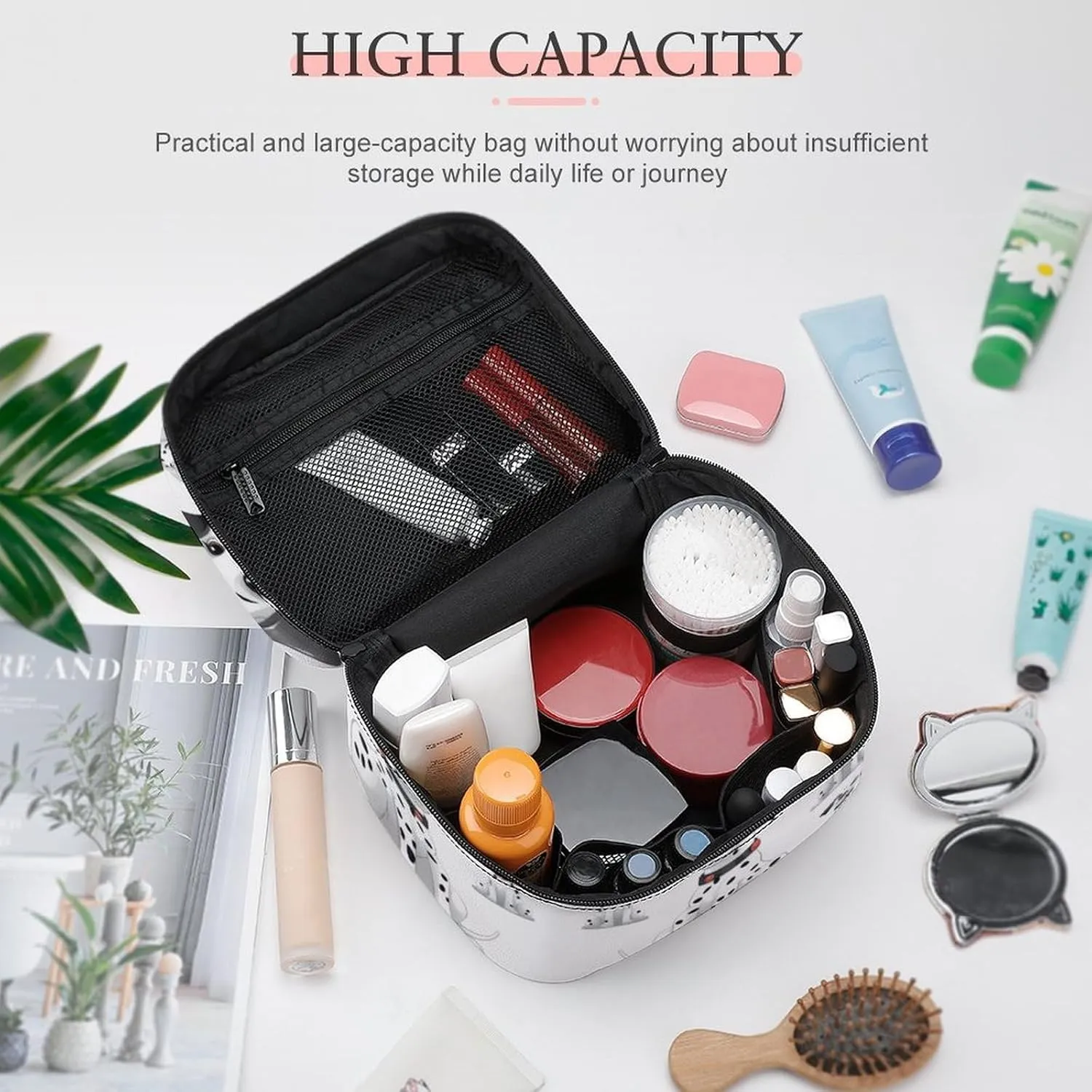 Travel Toiletry Bag for Women And Men,Cute Dalmatian Toiletry Organizer, Makeup Bag Travel Organizer for Shampoo,Toiletries