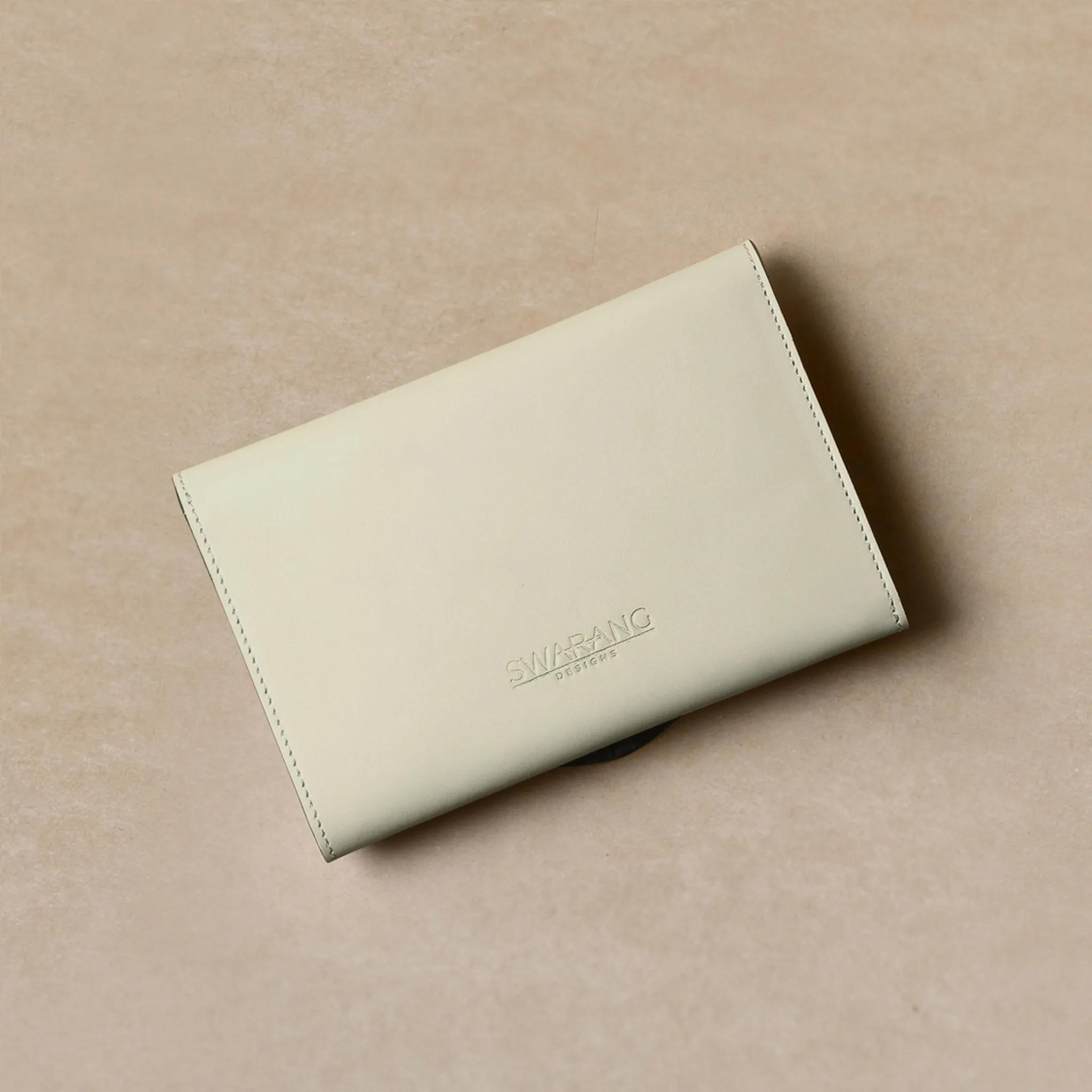 Travel Wallet - Ivory