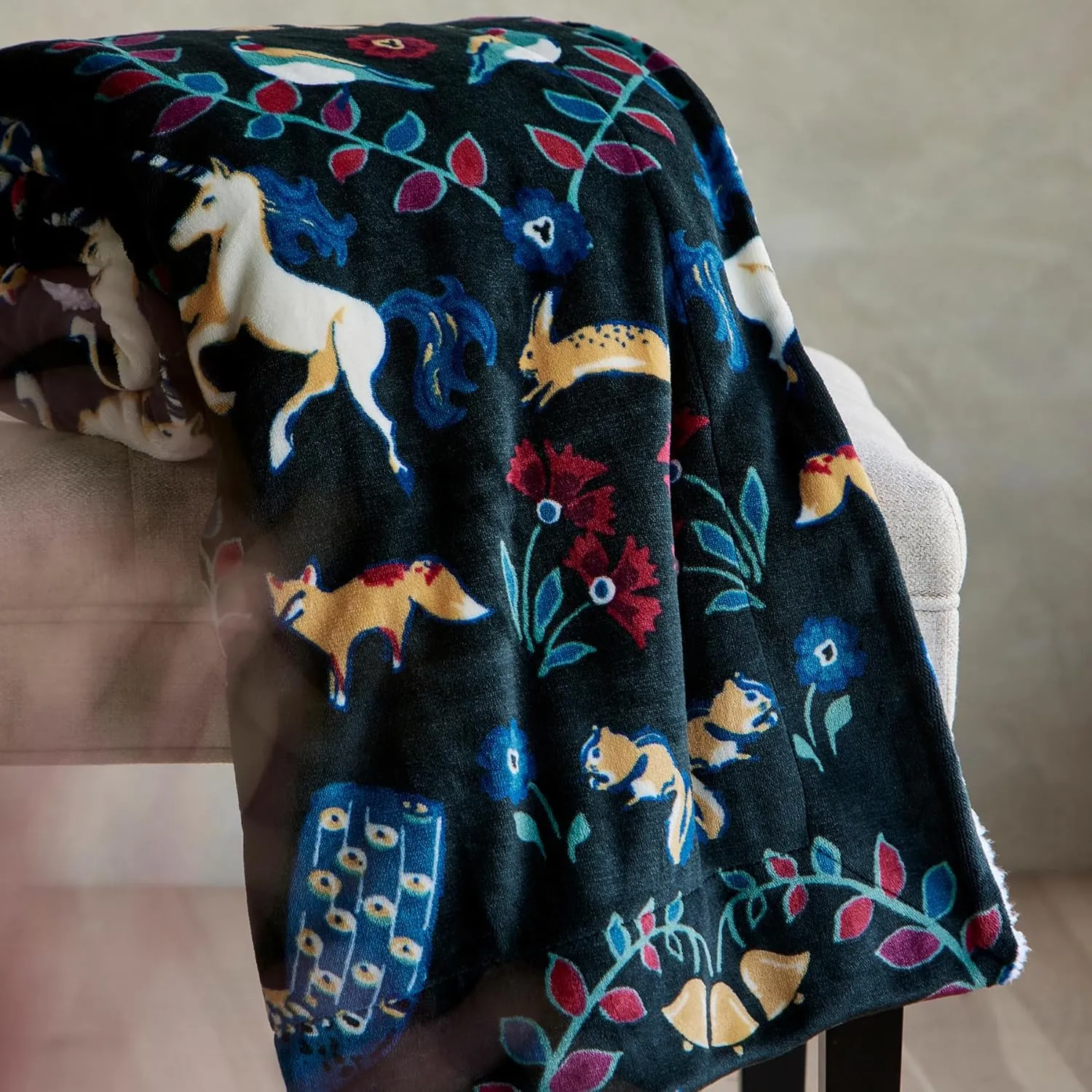 Vera Bradley Fleece Cozy Life Throw Blanket, Enchanting Dream