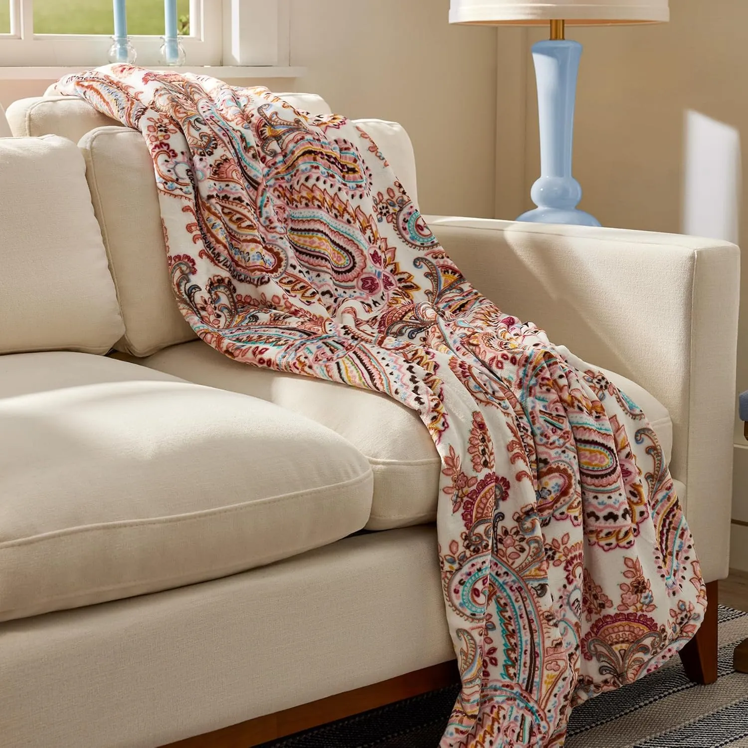 Vera Bradley Women's Oversized Fleece Plush Throw Blanket, Sand Paisley, Full/Queen
