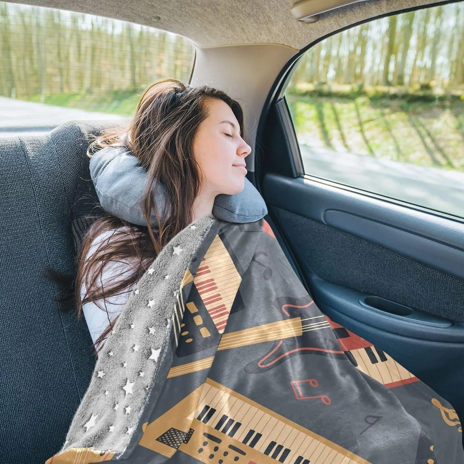 VKPSCHJ Luxury 2 in 1 Travel Blanket and Pillow Set Electro Guitar Airplane Blanket Compact with Storage Bag,Soft Plane Blanket Essentials 65x55Inches