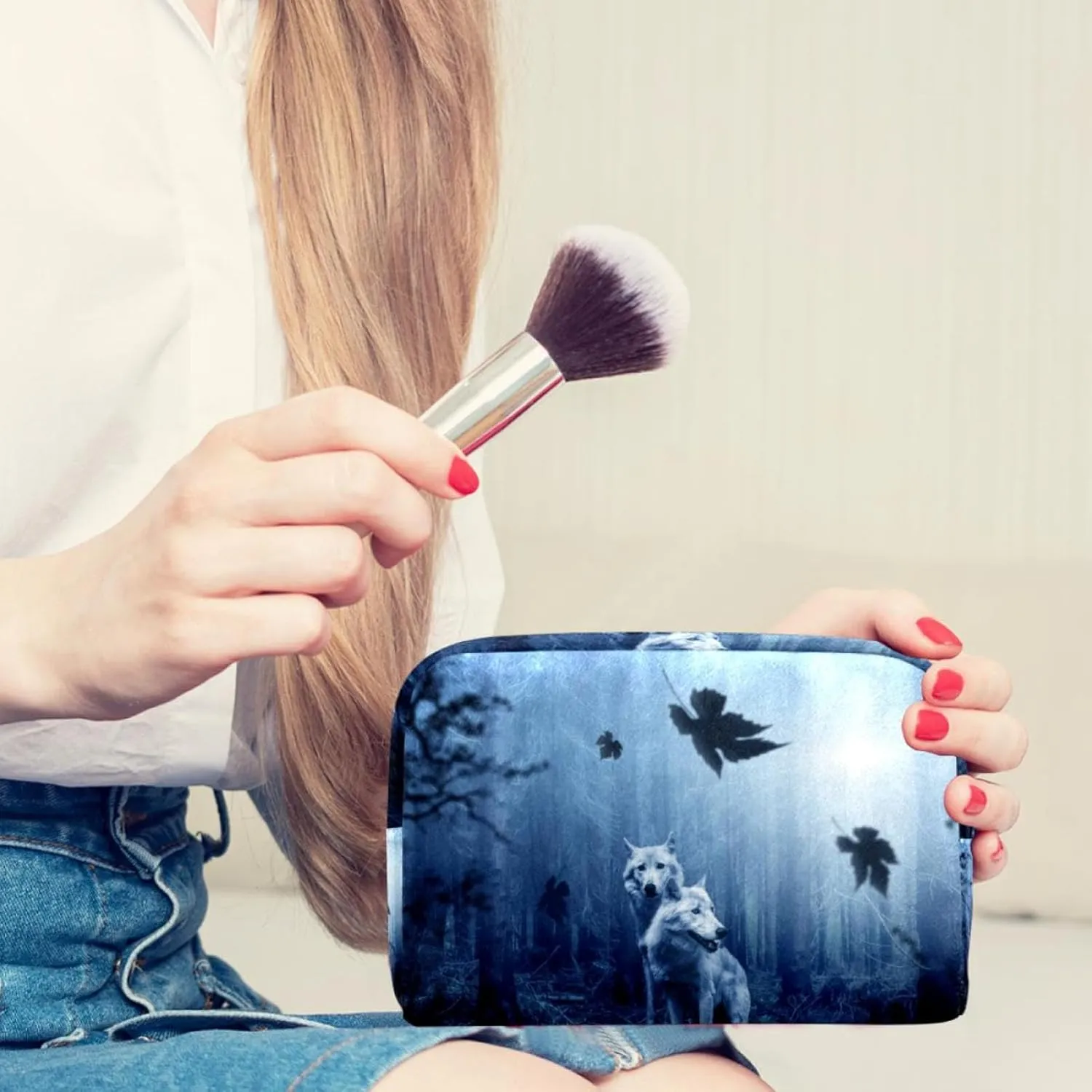 Wolf Forest Dark Predator Animal Cosmetic Makeup Bags, Small Travel Zipper Pouch Portable Toiletry Bag Makeup Organizer for Women Teen Girls
