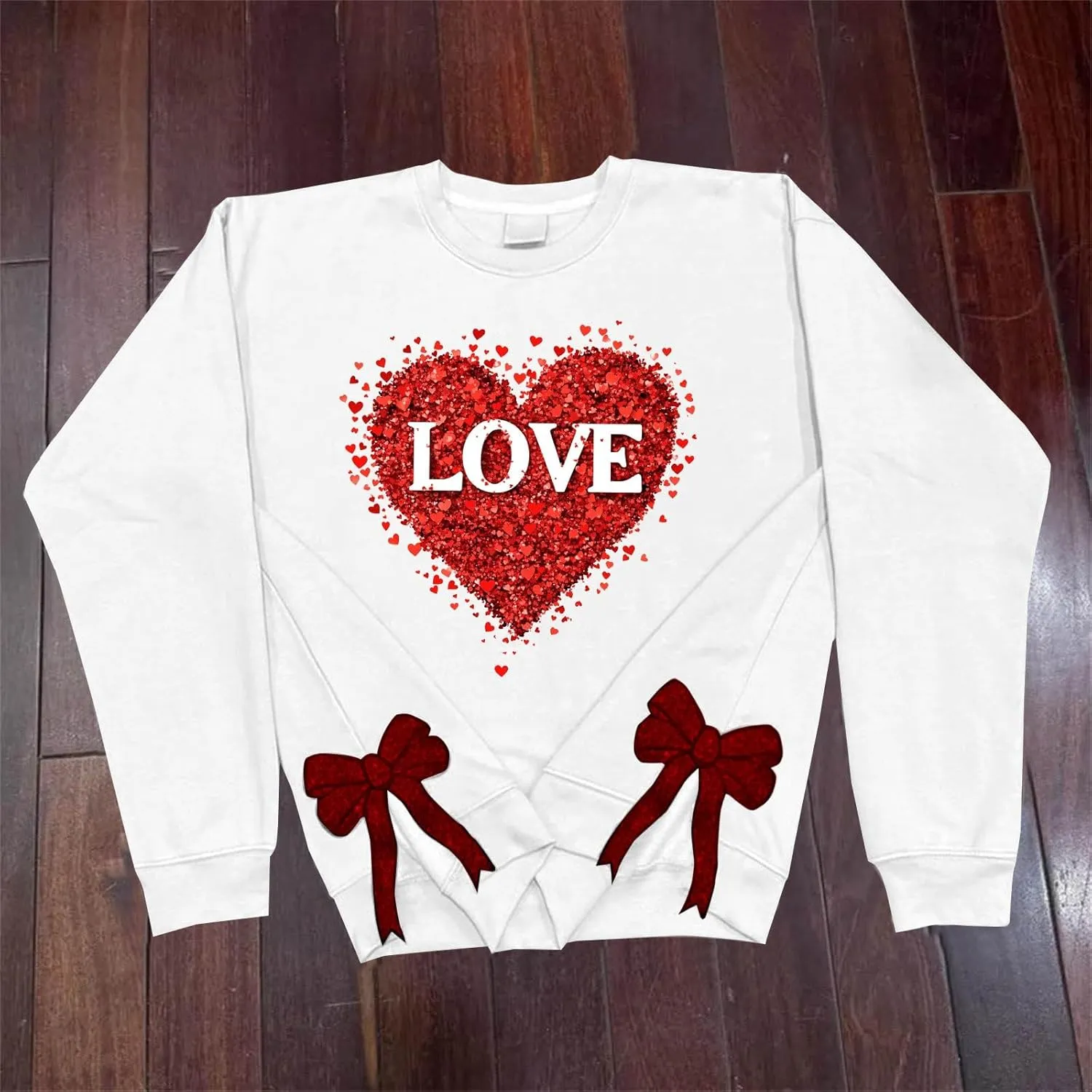 Womens 2025 Fashion Sweatshirt Valentines Heart Print Side Bow Applique Trendy Top Long Sleeve Athletic Causal Blouse