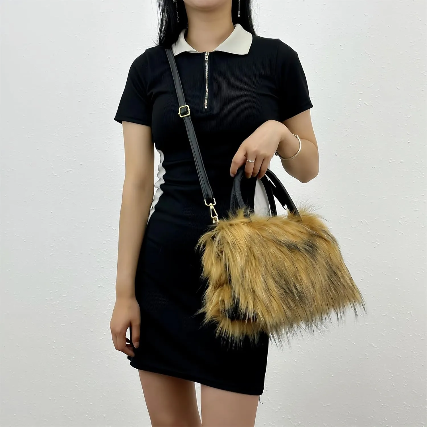 Zcargel Fluffy Winter Shoulder Bag Women's Fashion Shoulder Bags Square Plush Bag Soft Fuzzy Furry Handle Purse Handbag