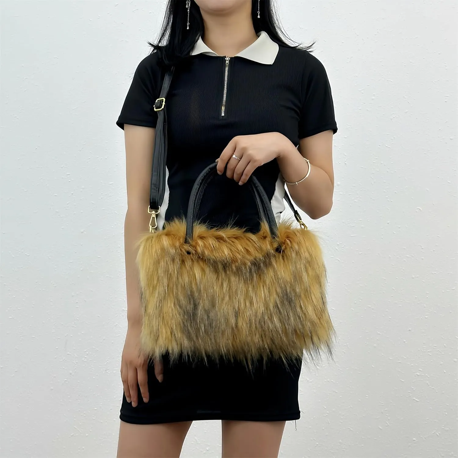 Zcargel Fluffy Winter Shoulder Bag Women's Fashion Shoulder Bags Square Plush Bag Soft Fuzzy Furry Handle Purse Handbag